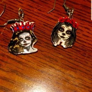 Suger skull earrings